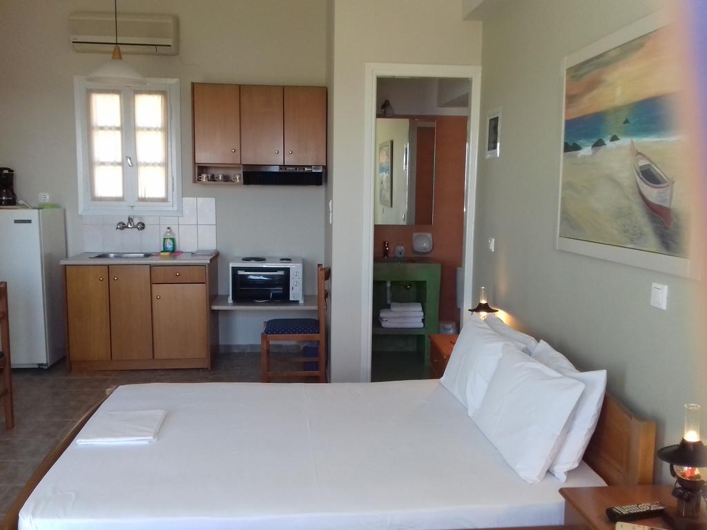 Aparthotel Kyklades Agios Ioannis  Esterno foto